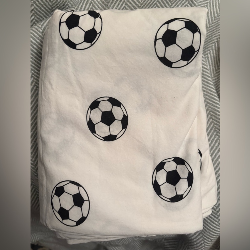 NWOT IKEA Twin Bedding Duvet Cover and Pillowcase Set with Soccer Ball Design